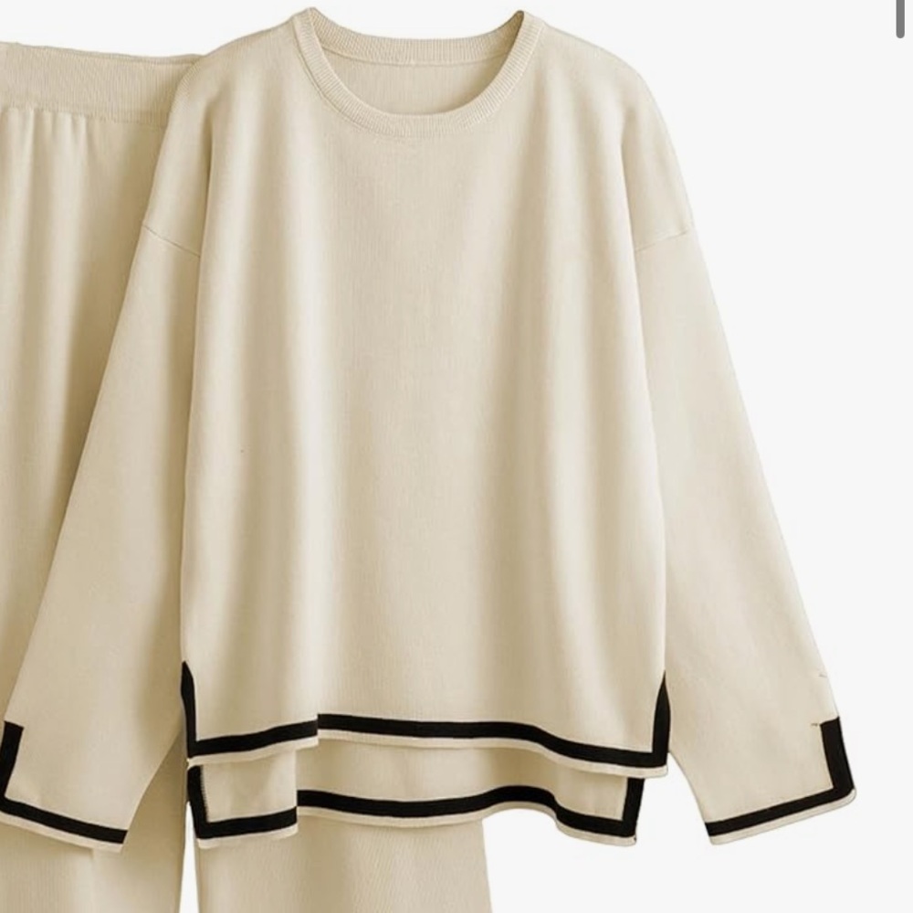 Amazon Travel Sweatshirt